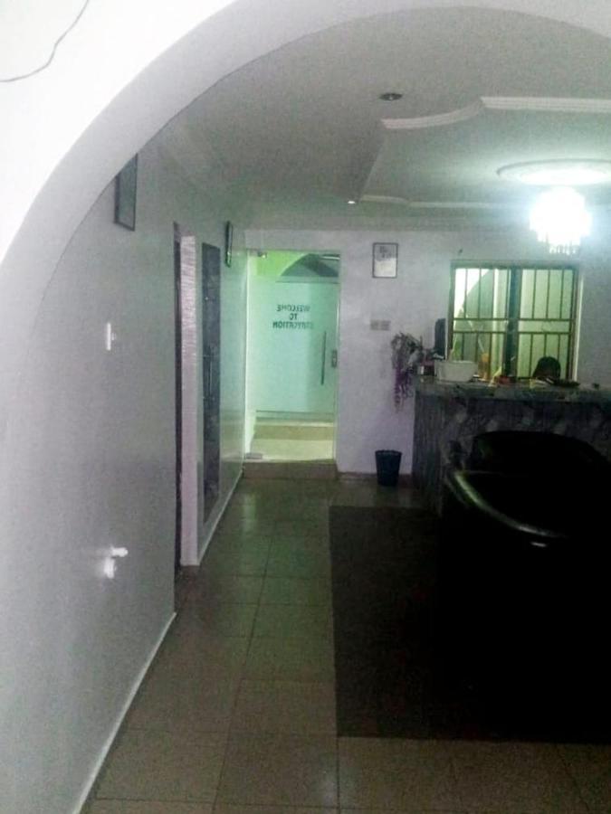 Staycation Suites And Apartment Lagos Kültér fotó
