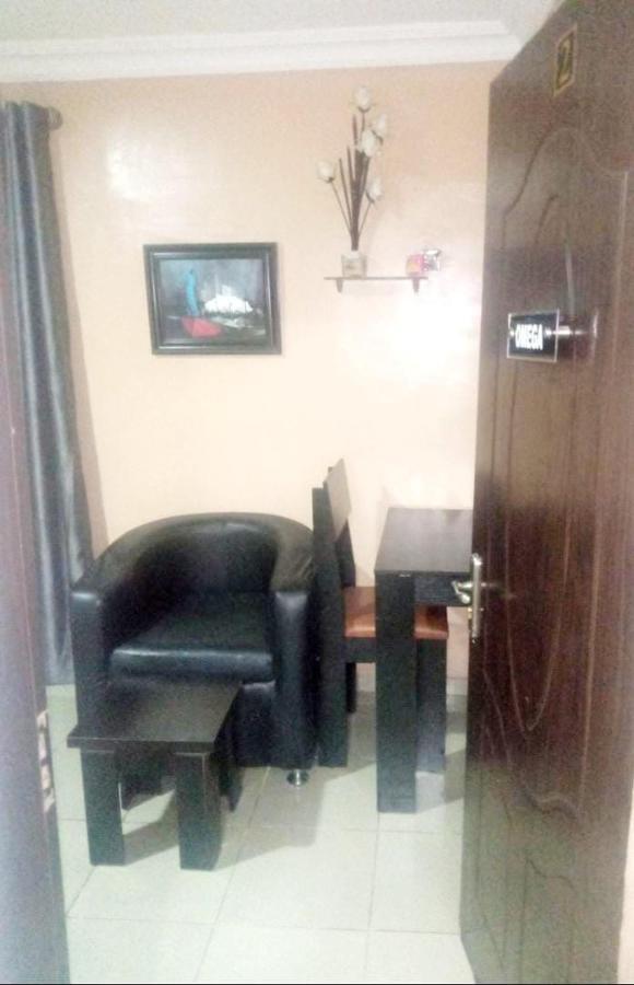 Staycation Suites And Apartment Lagos Kültér fotó