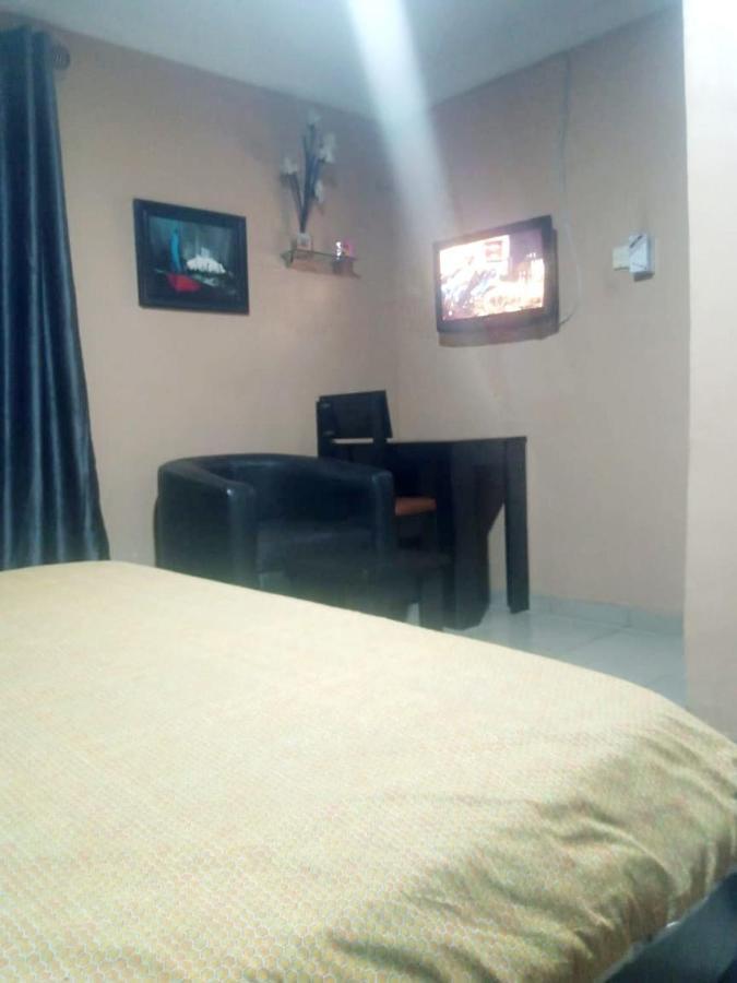 Staycation Suites And Apartment Lagos Kültér fotó