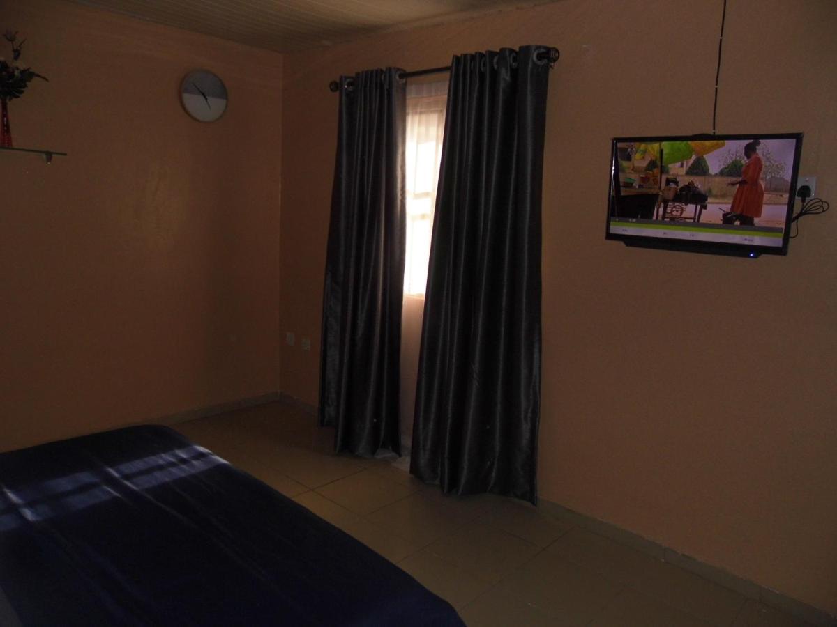 Staycation Suites And Apartment Lagos Kültér fotó