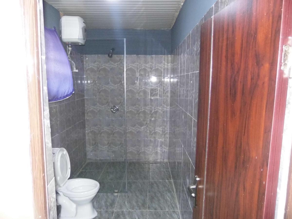 Staycation Suites And Apartment Lagos Kültér fotó
