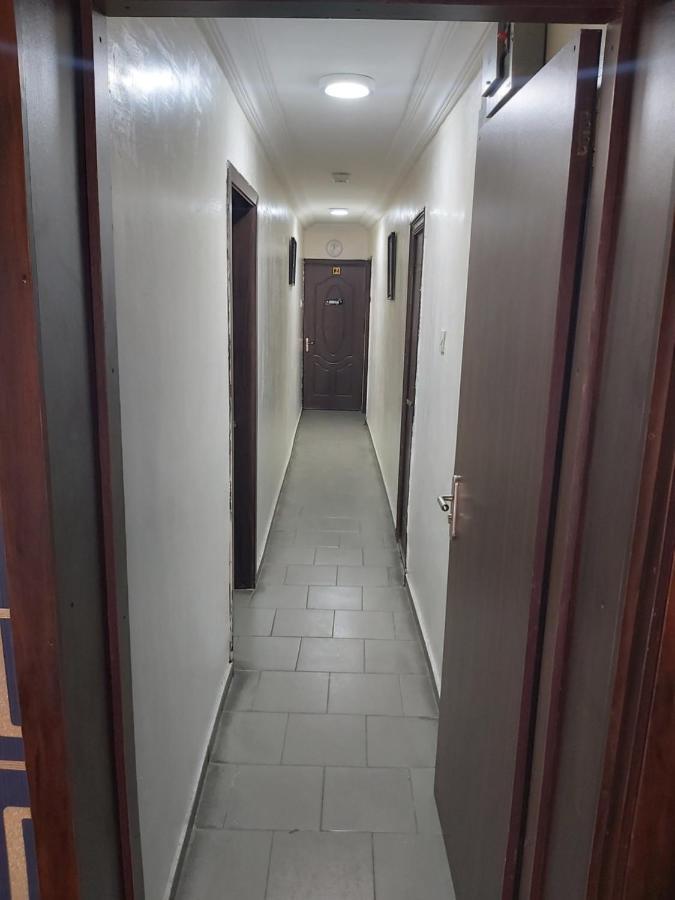 Staycation Suites And Apartment Lagos Kültér fotó