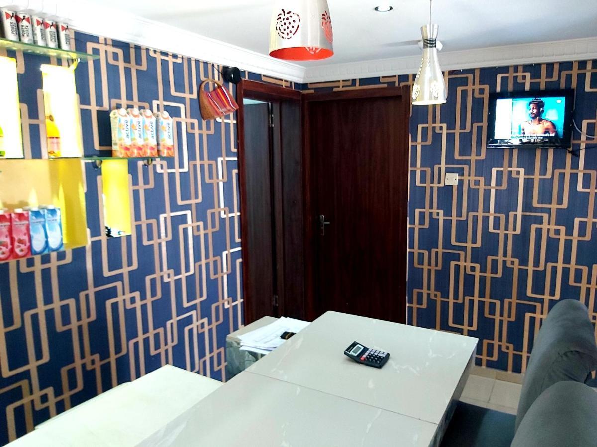Staycation Suites And Apartment Lagos Kültér fotó